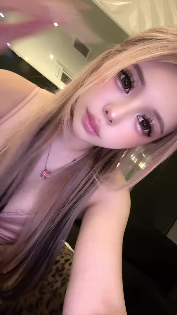 華月　美琥