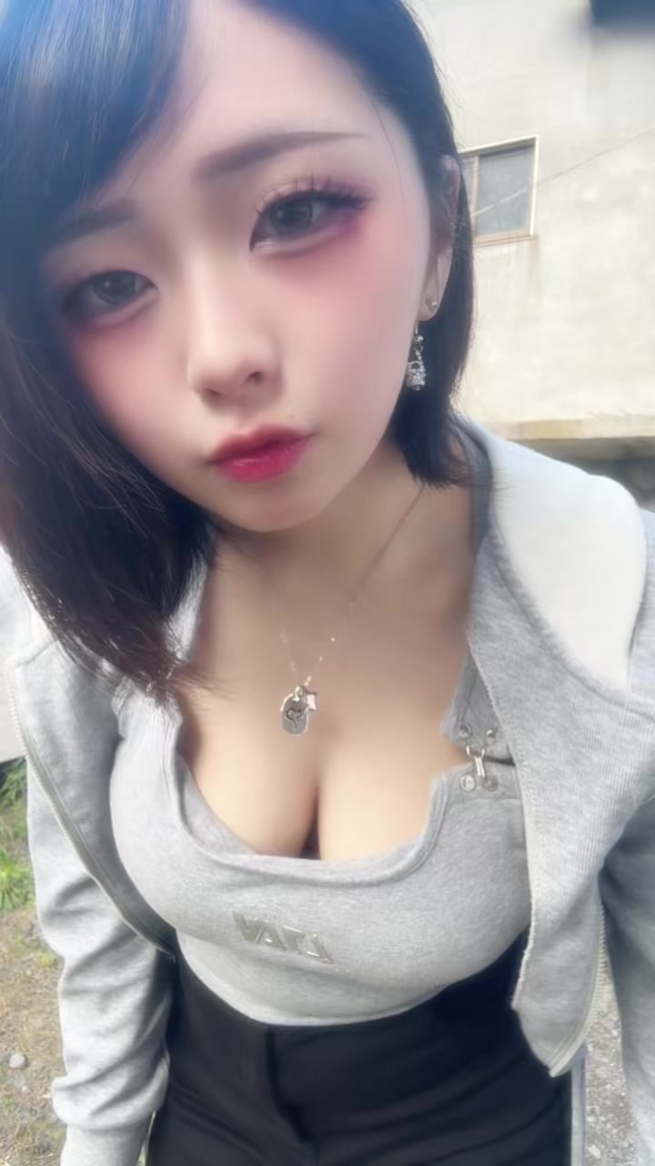 一条 葵