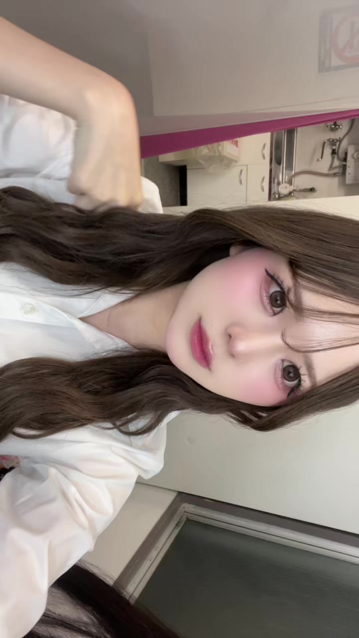 vivid cafe ホットニュース 239063