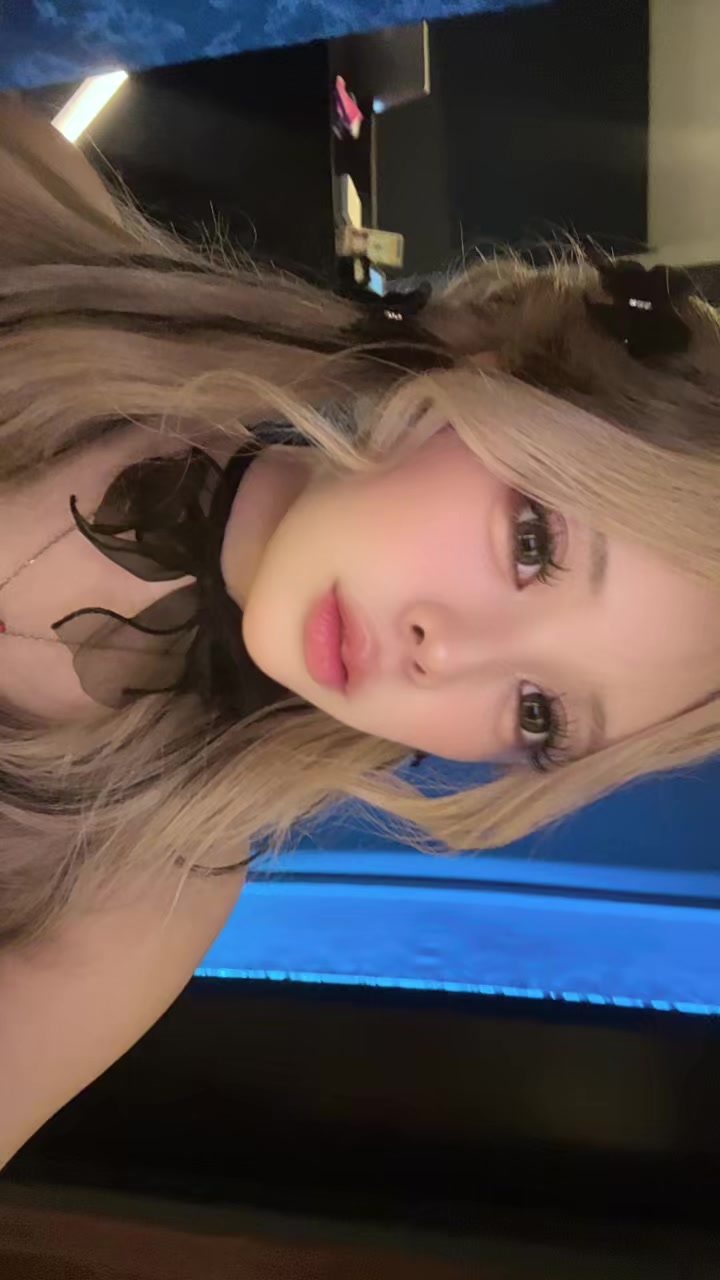 華月　美琥
