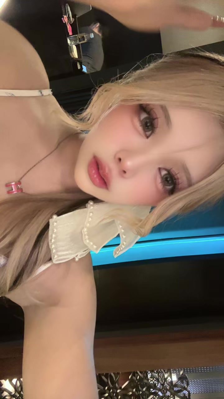 華月　美琥