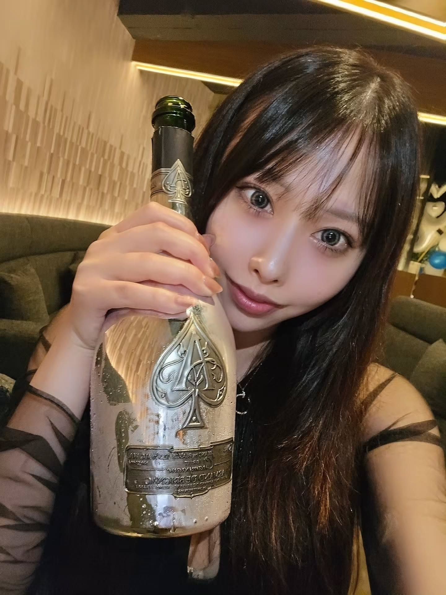 一条 葵