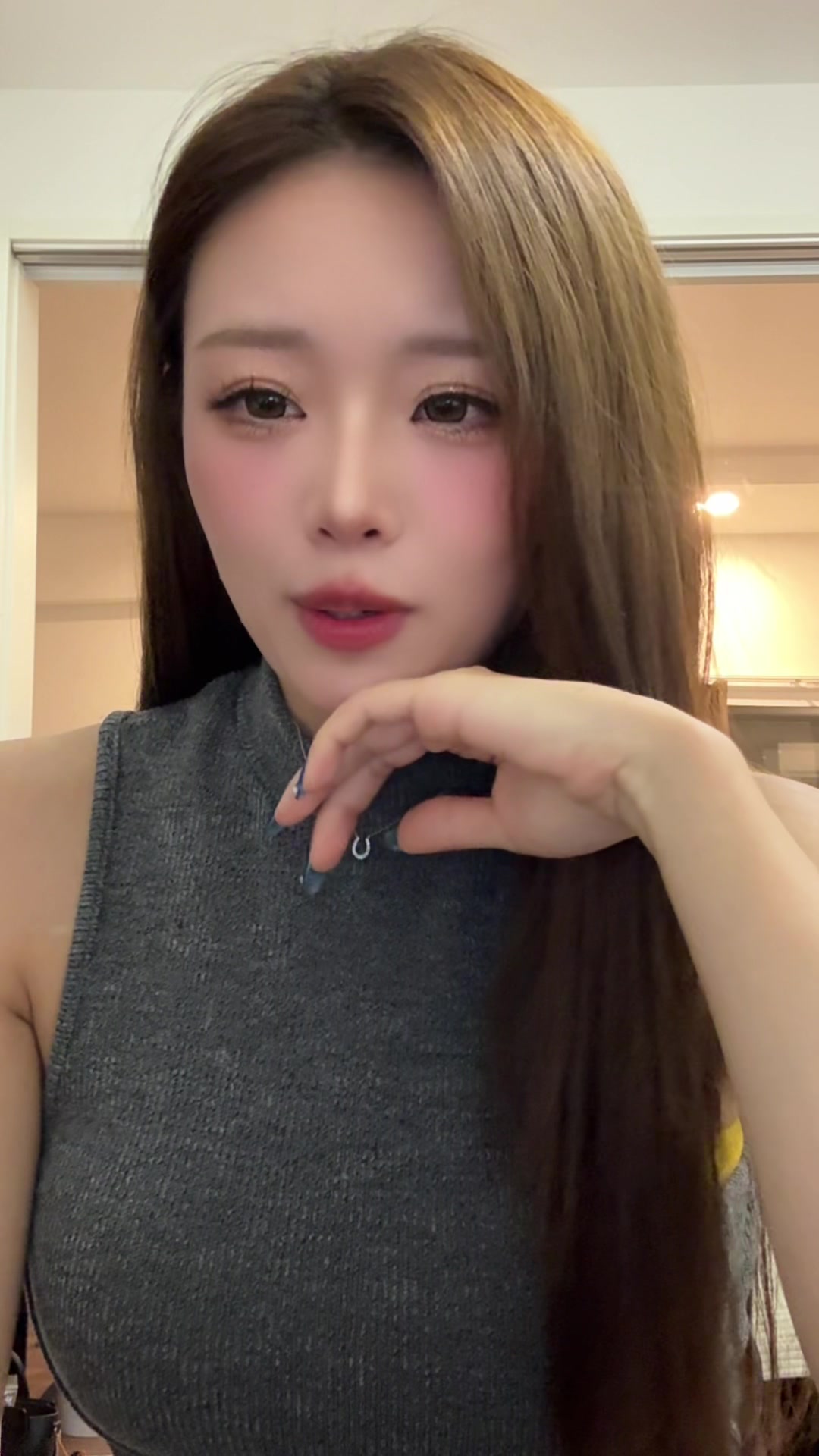 一条 葵