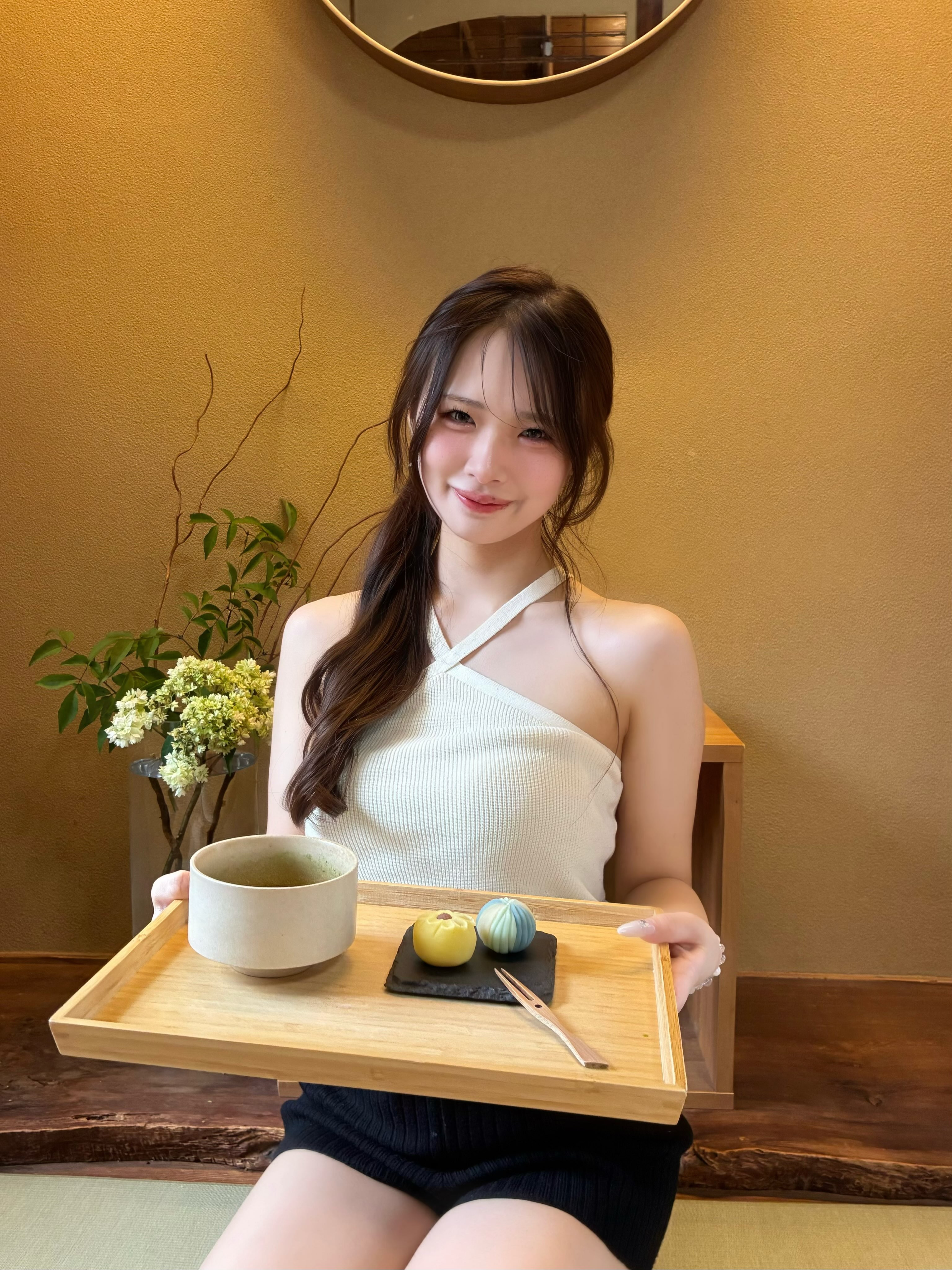 みい