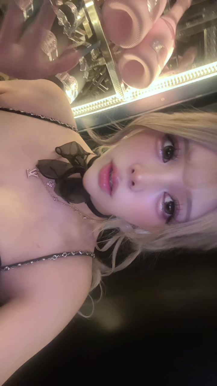 華月　美琥