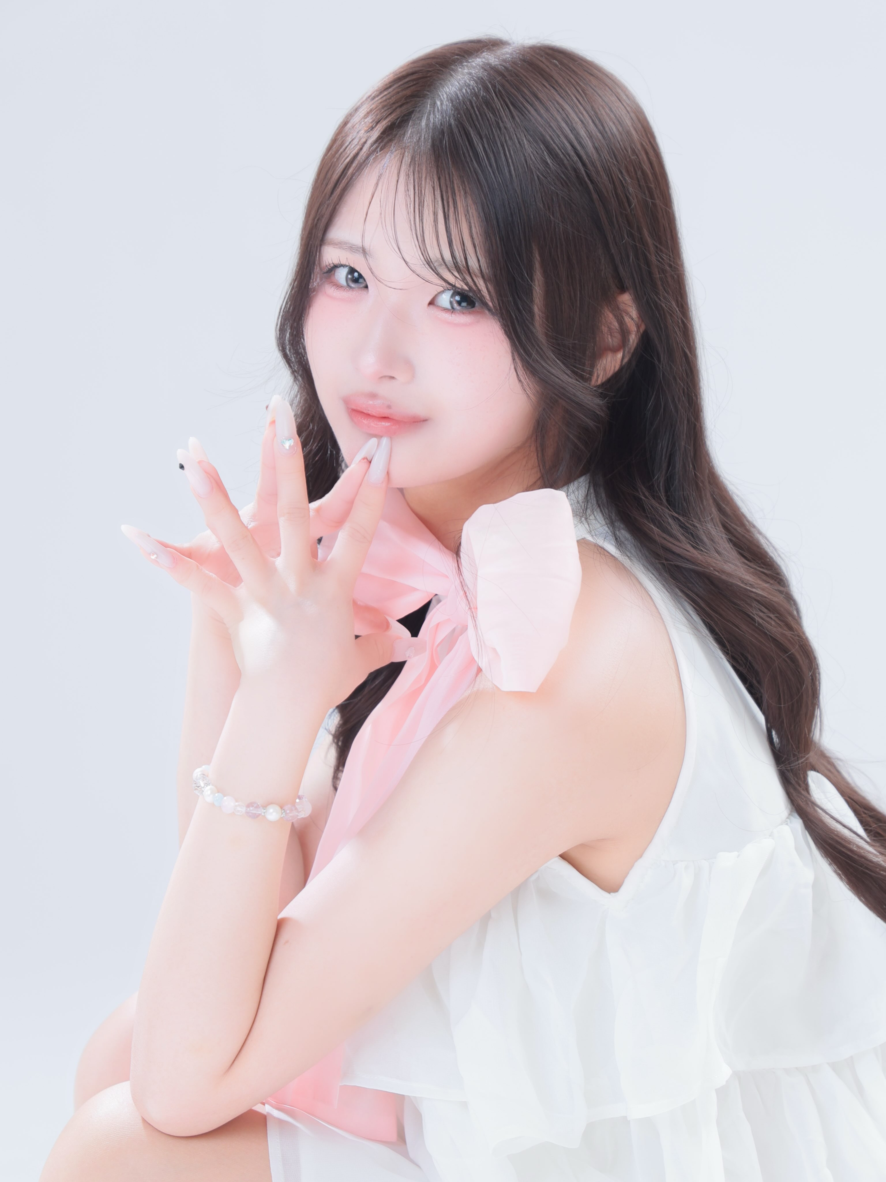 みい