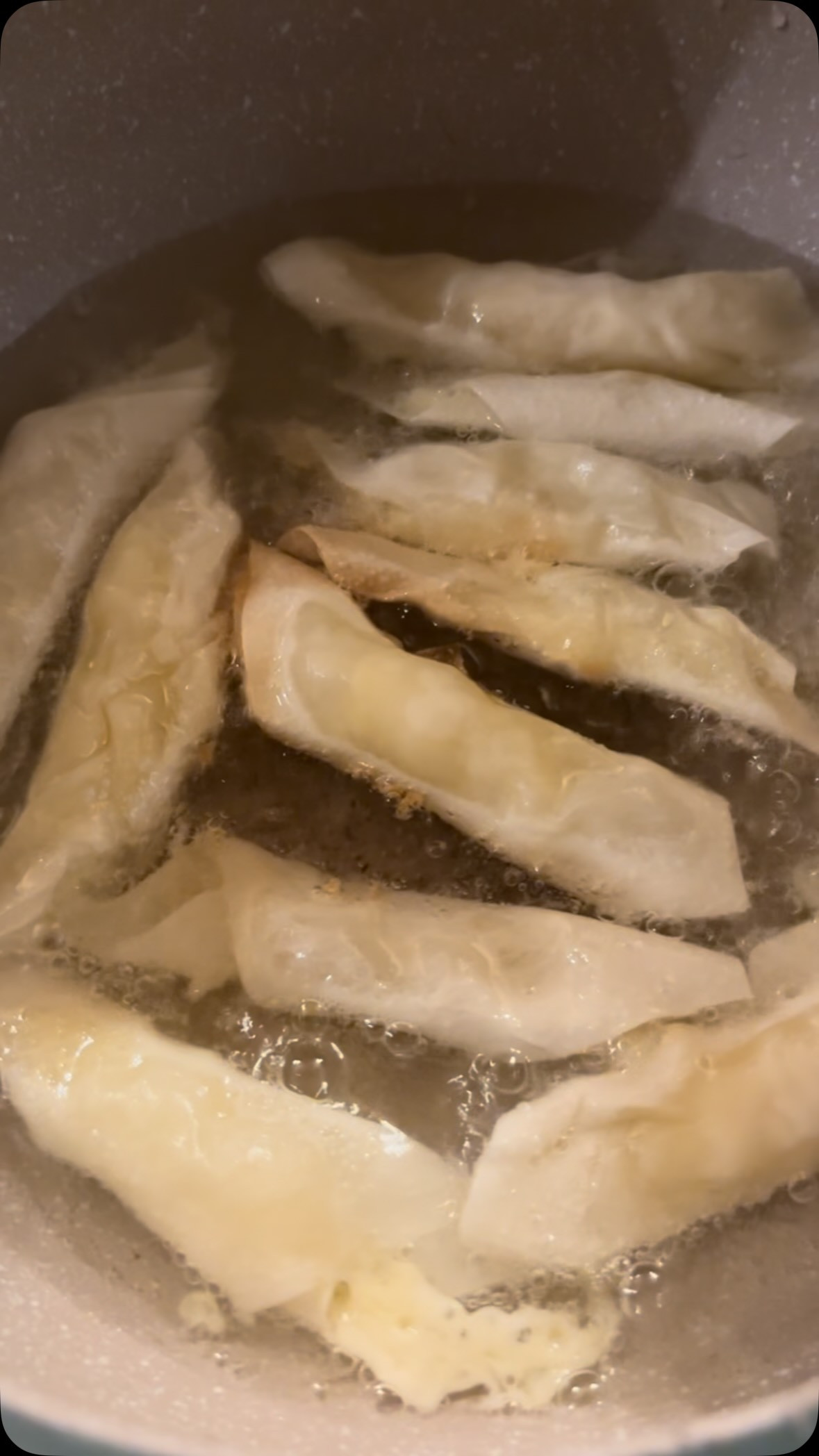 QUEEN ホットニュース 256474
