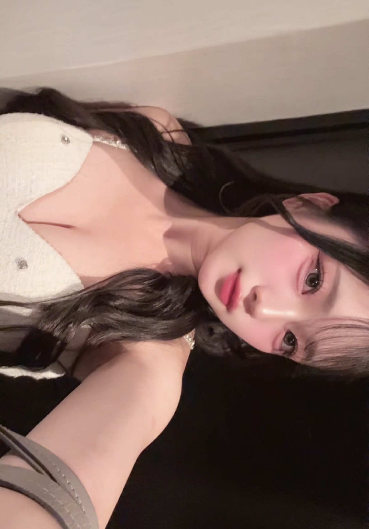 一条 葵
