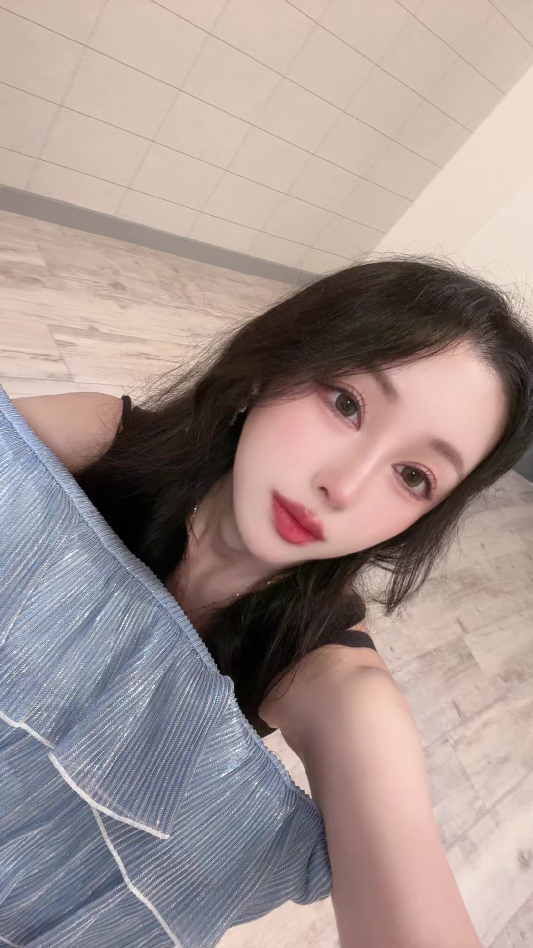 一条 葵