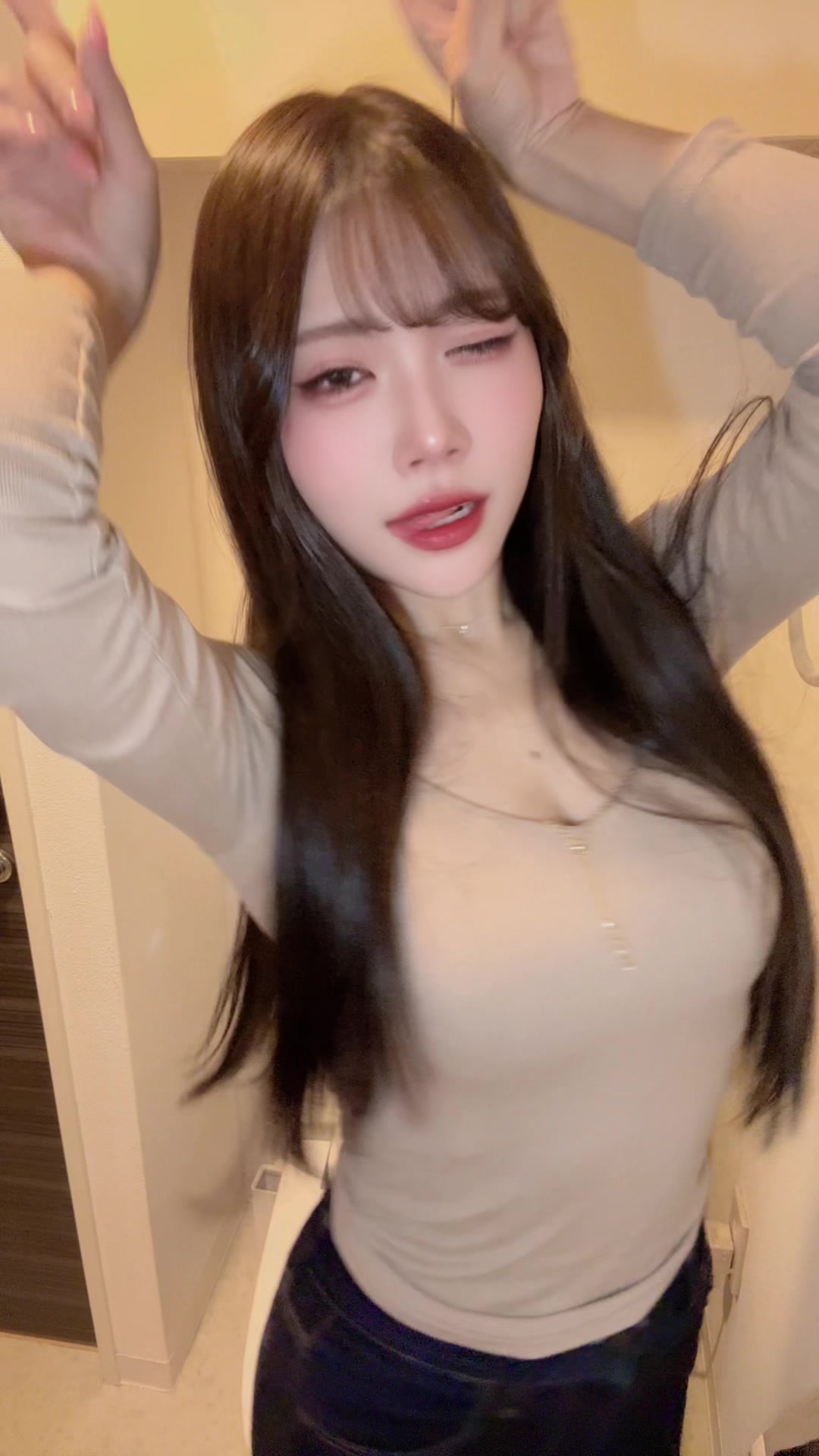 一条 葵