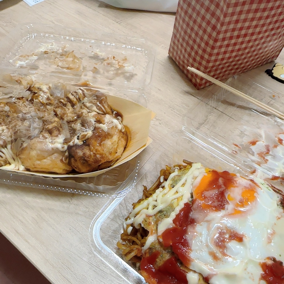 たこ焼き焼きそばたまごカステラ