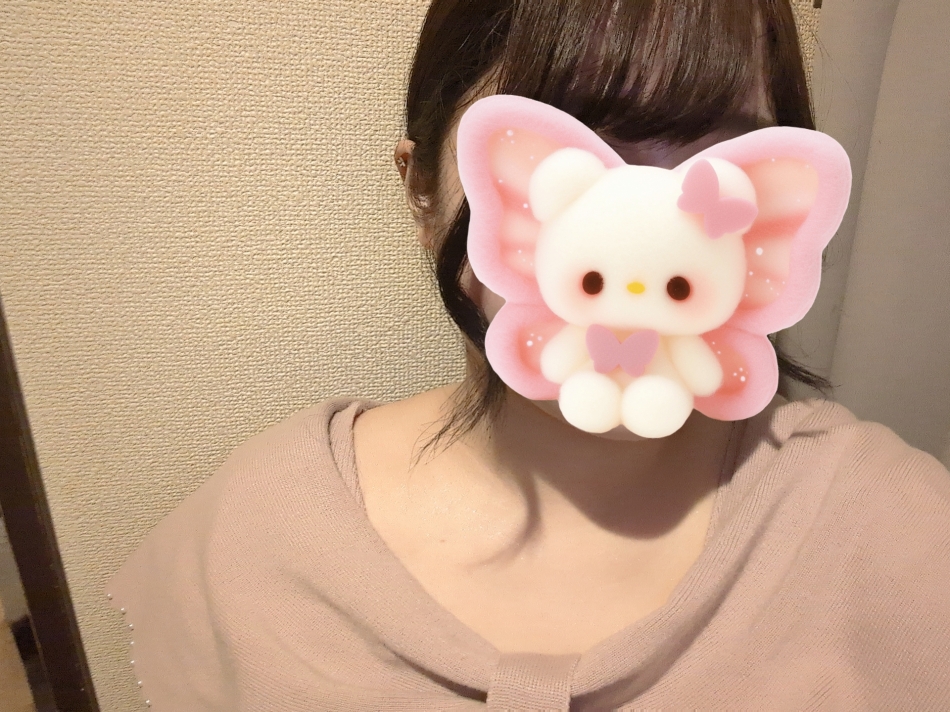 半袖でびゅ>⩊<