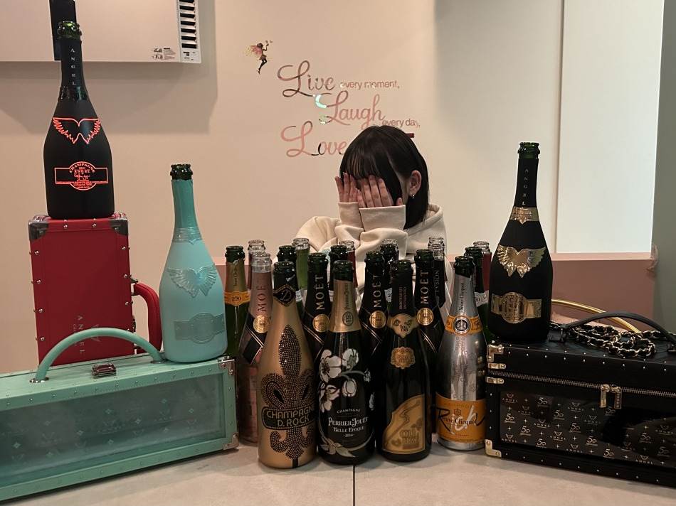 生誕祭３日間ありがとう🫶$B$G$7$?!#(B2$B7n$b$h$m$7$/$*4j$$$7(Bます。