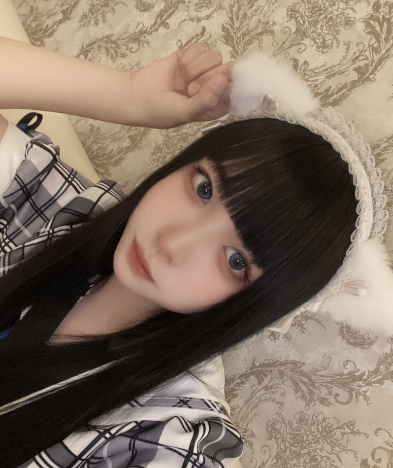 甘いの食べたいにゃ～