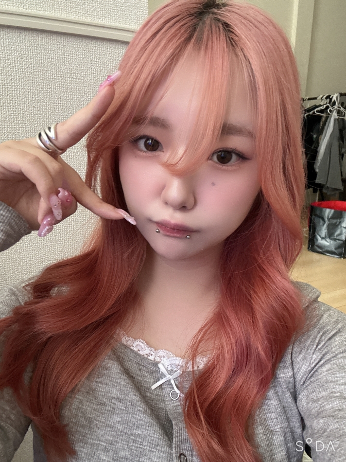 風邪が一生治らない女