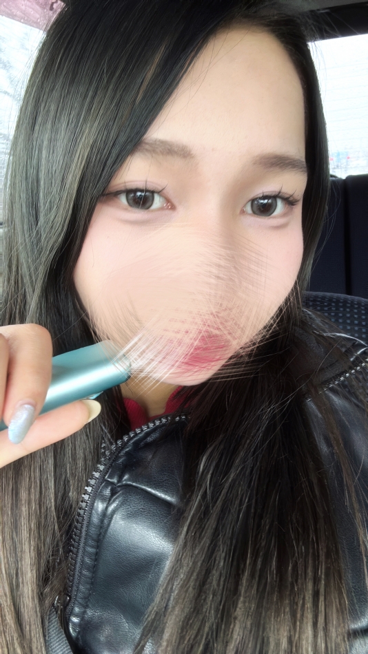 七三分けにしてみた^_^