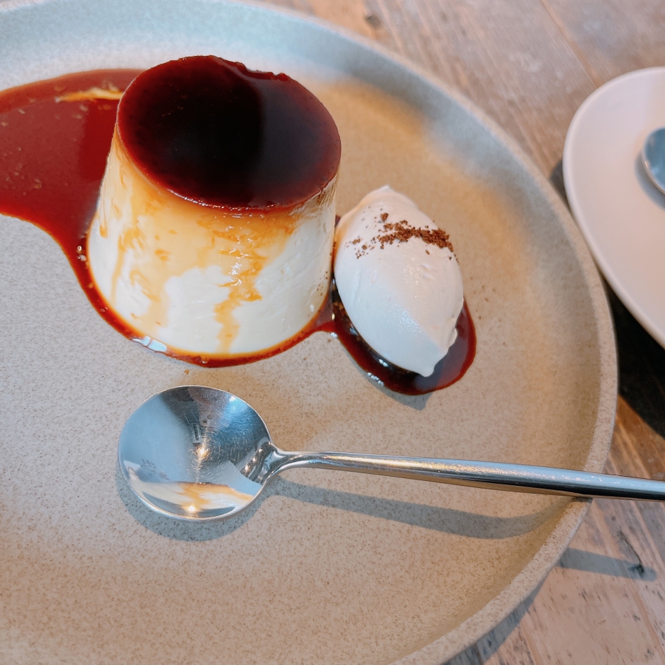 ぷ、、、ぷりんっ、、、！