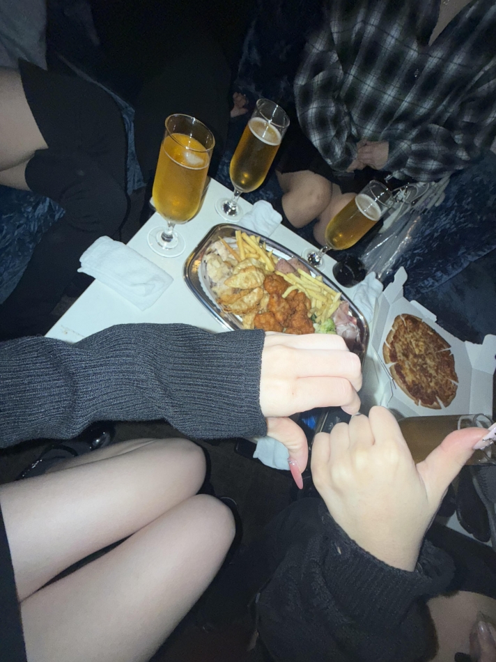 コンセプトカフェ　夢見る廃教会〜明日死ぬかもしれないぢゃん〜日記1555462