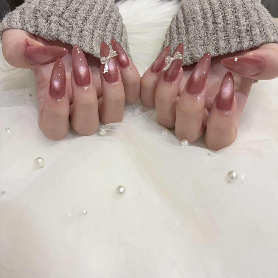 一条 葵