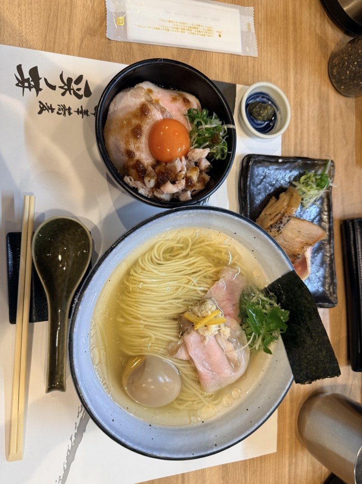 ラーメンブログは今月も続く