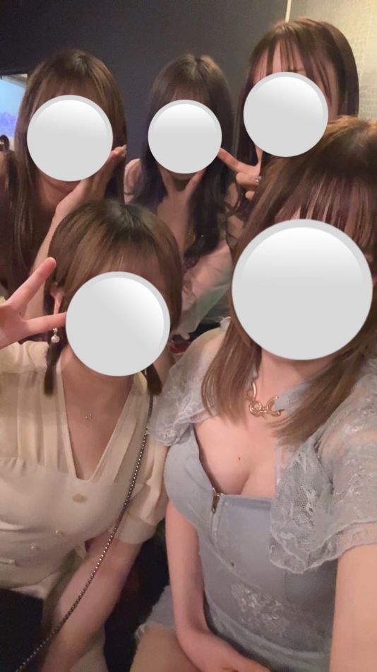 まゆ今日出勤です