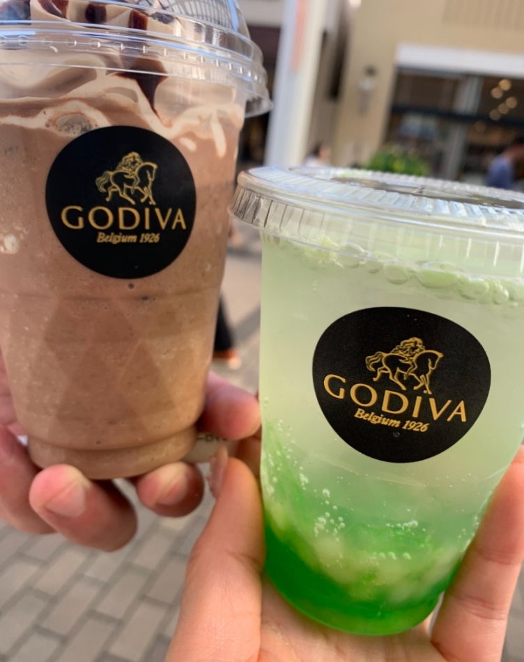 一条 葵