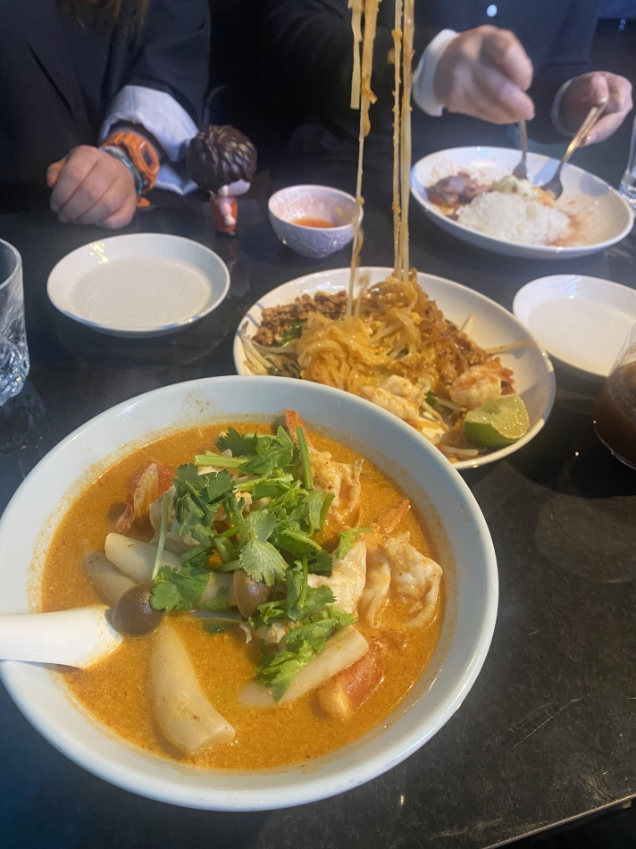 一条 葵