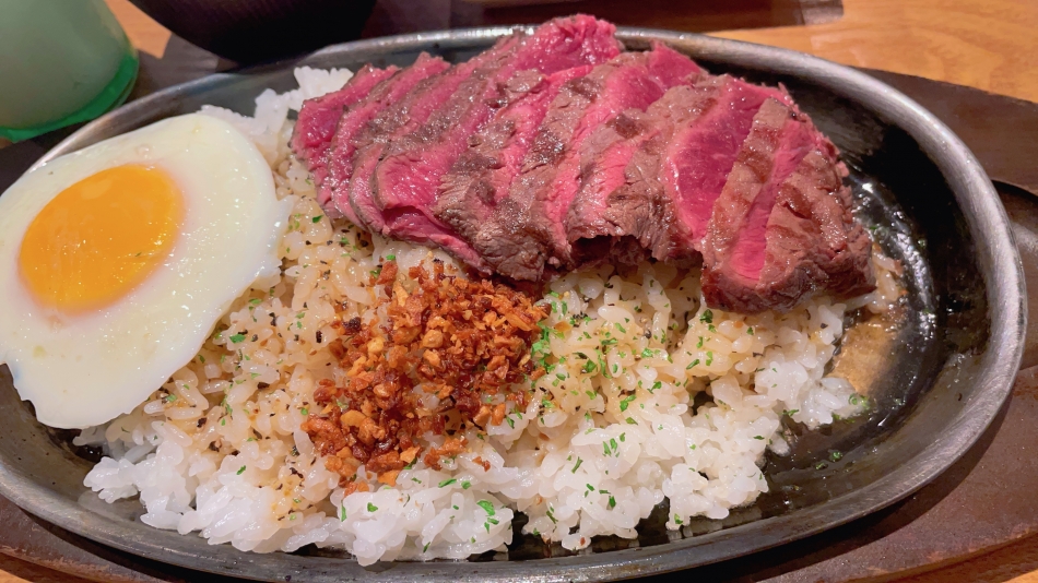 🐟→🥩→🐟→🥩