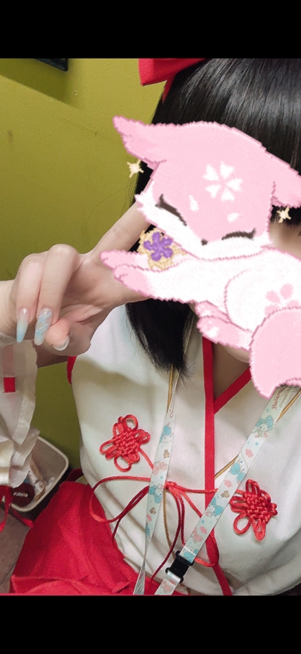 巫女メア拝んでください