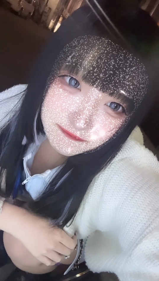 今日も出勤してます！