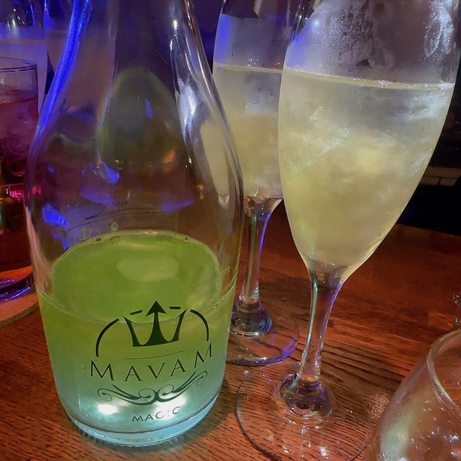 底が光るんかいっっっ！！！