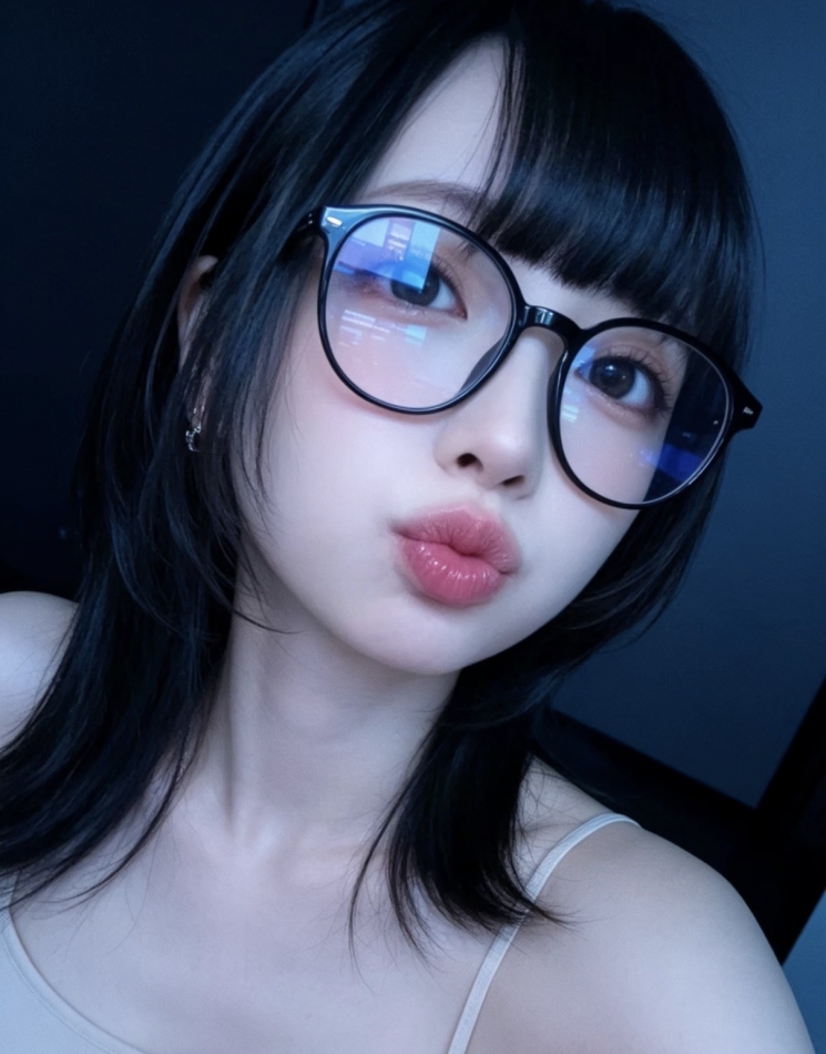 一条 葵