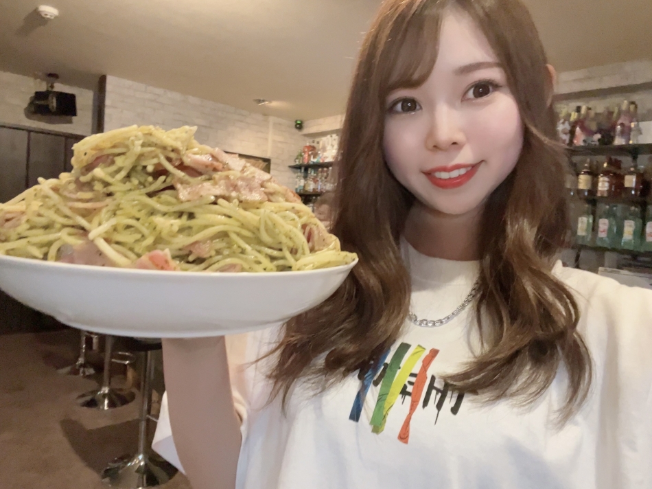 顔よりでかいで