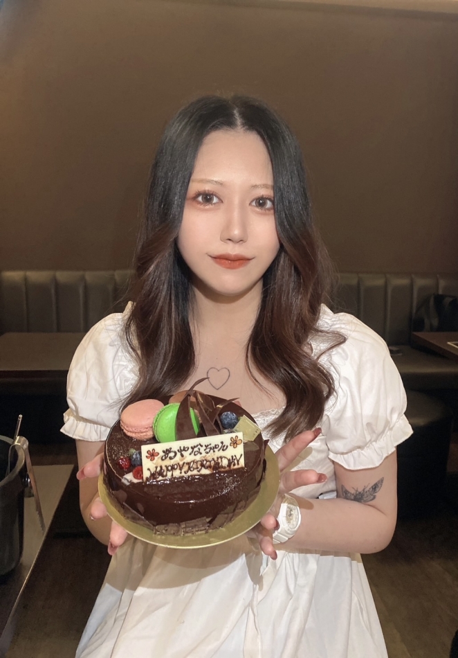 チョコまみれネキ