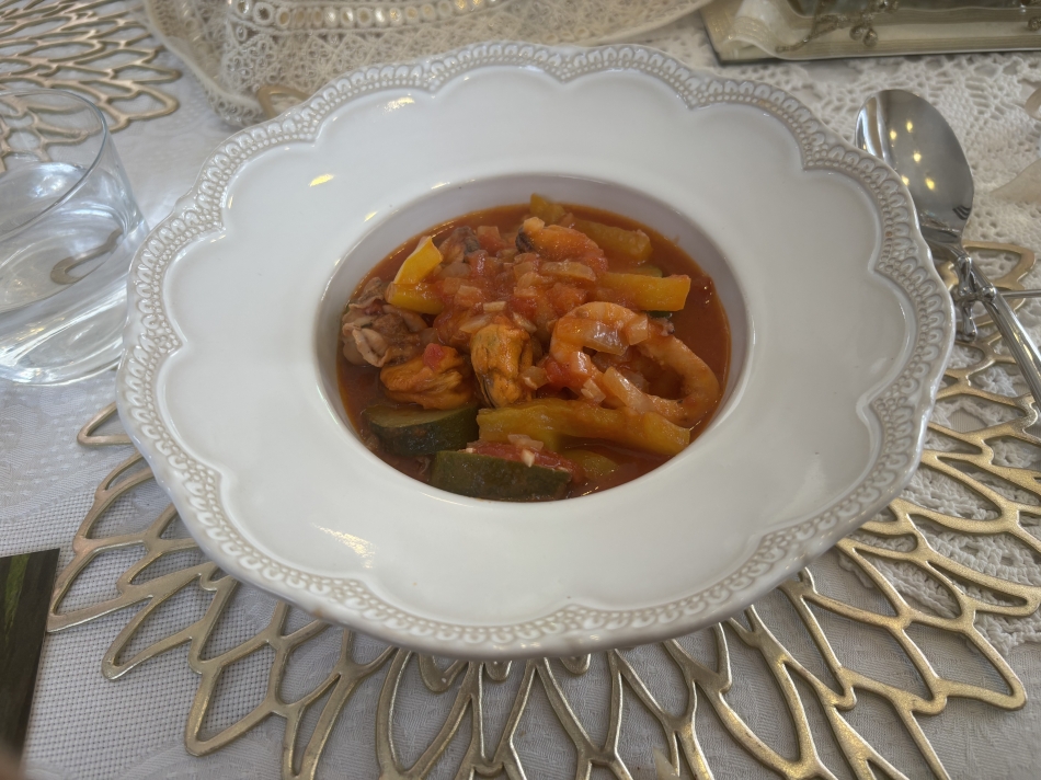 一条 葵