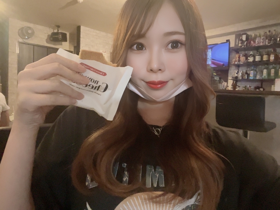 明日は休みよ！