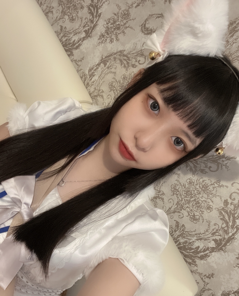 待ってるにゃん！