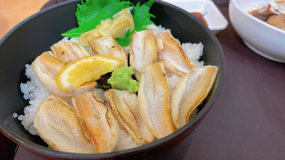 贅沢丼