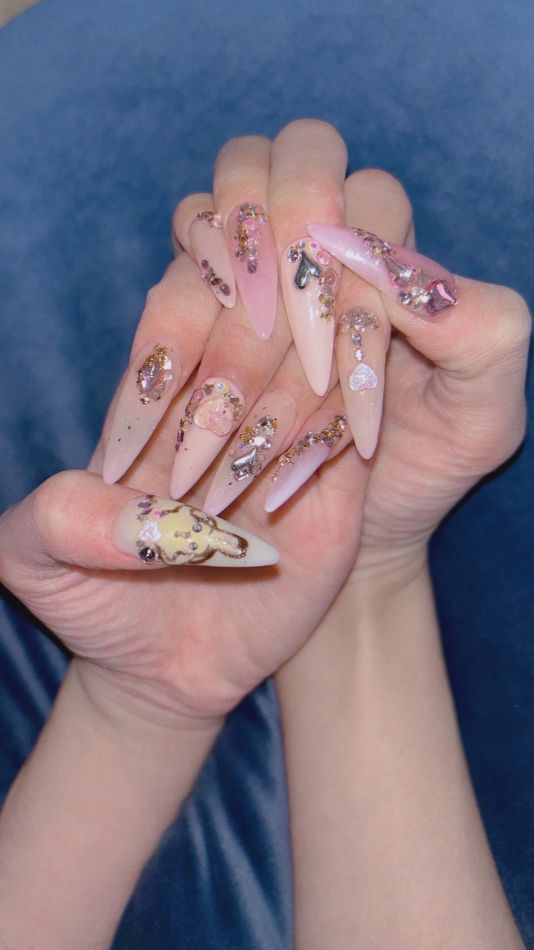 ちいかわうさぎ🐰春ネイル