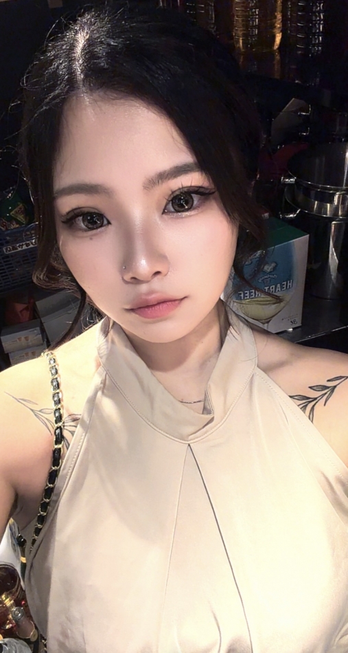 一条 葵