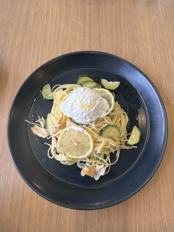 一条 葵