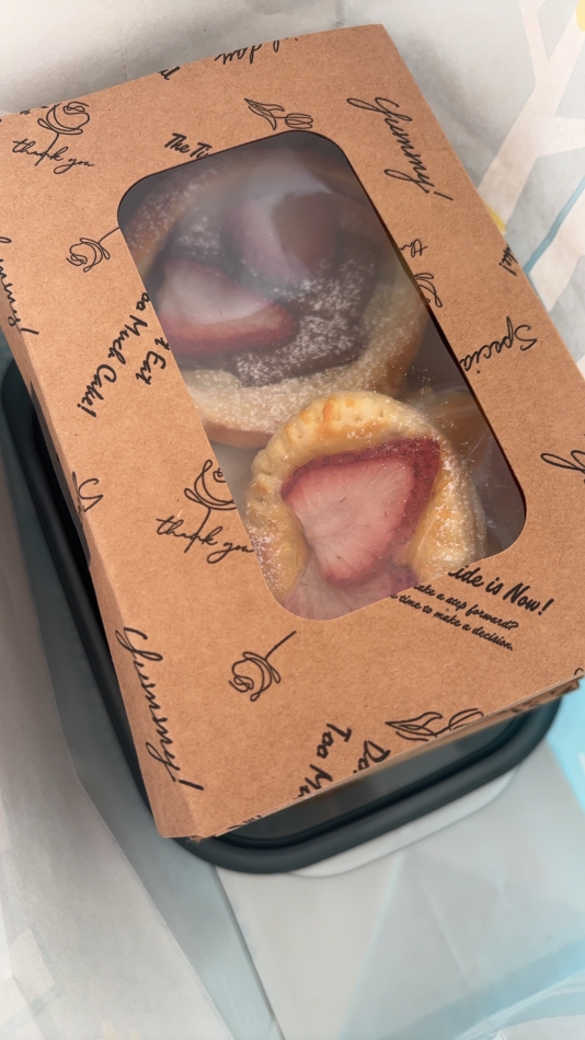 人生初‼️お菓子作り🤔