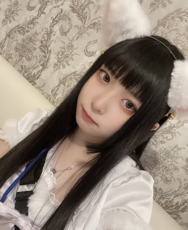 かまって欲しいにゃ！