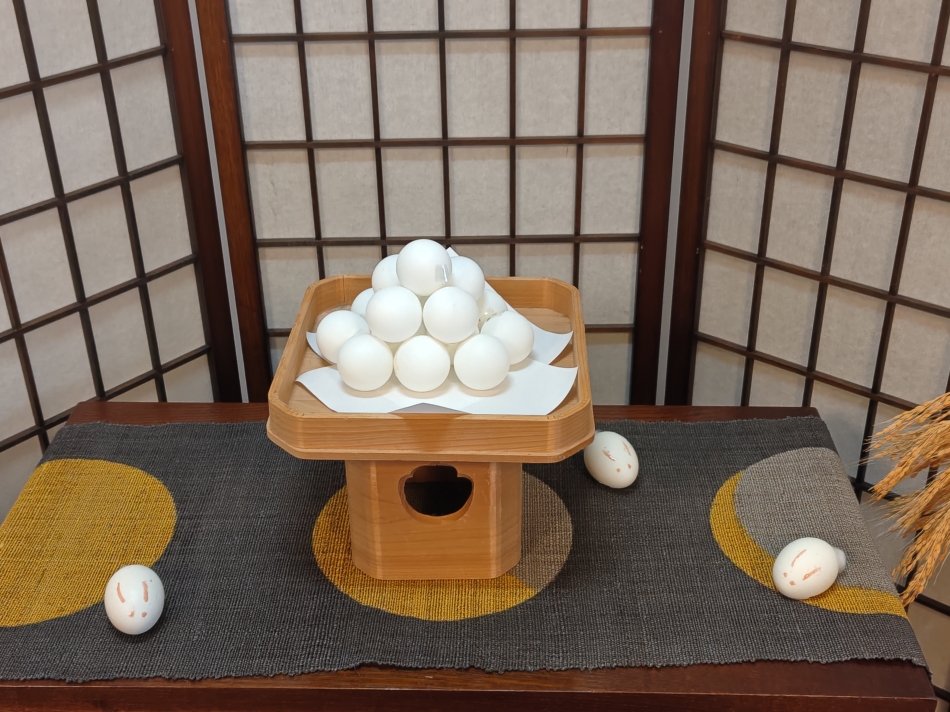 10月:⁠-⁠**⁠\⁠0⁠/⁠*