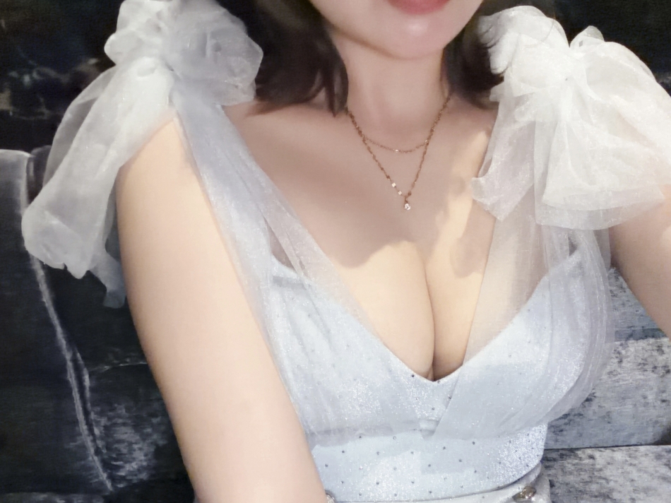 みな