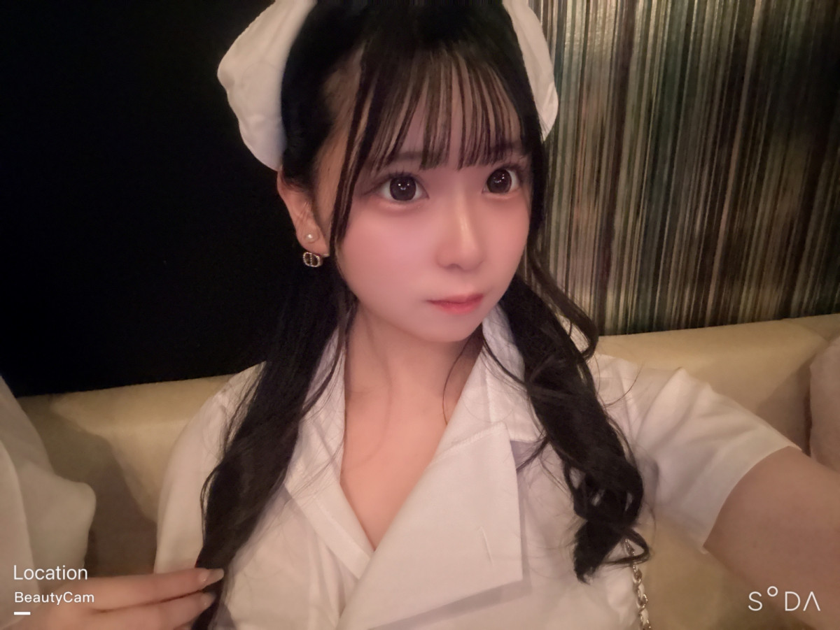 ゆりな