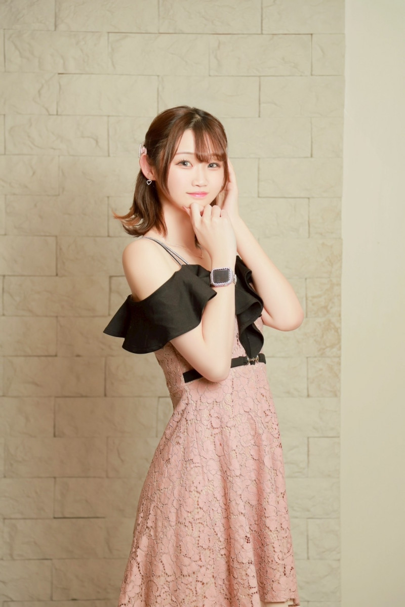 みな