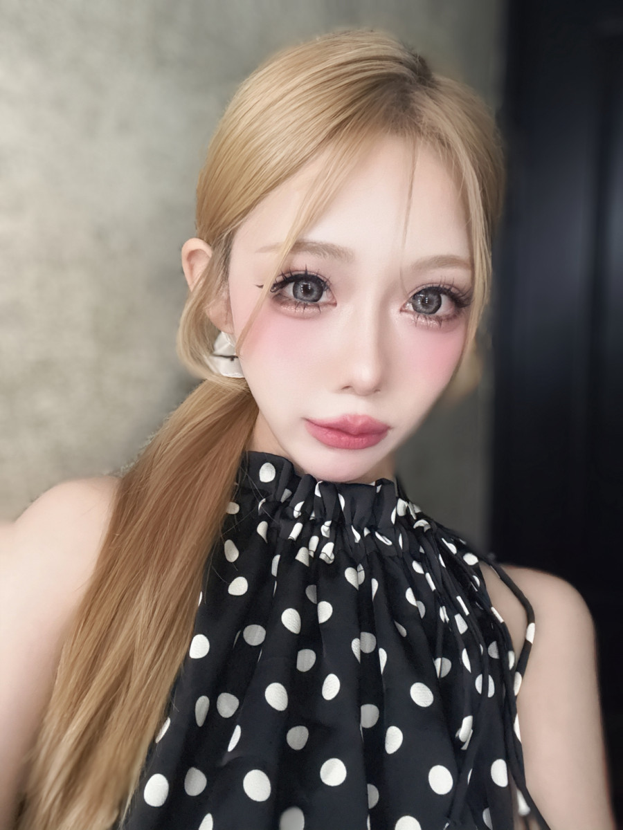 あや