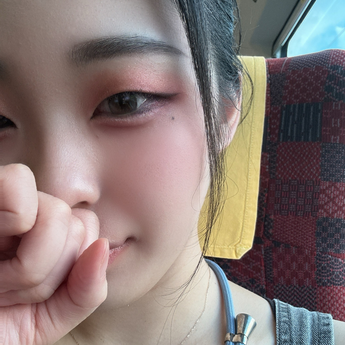 にいな
