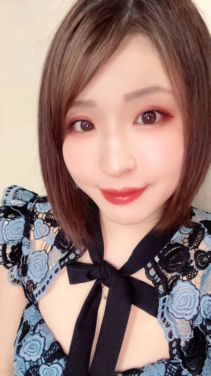 叶彩